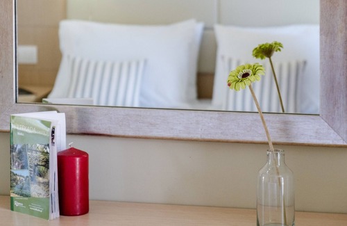 Vassiliki Apartamento | Apartamento vacacional 'Cosmos 2' cerca de la playa con terraza compartida y Wi-Fi