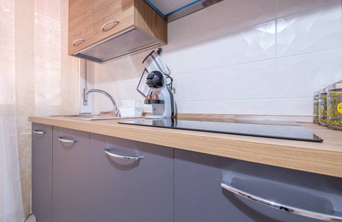 Province of Messina Apartamento | Apartamento vacacional "Damilhouse 1" con balcón y Wi-Fi