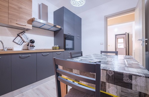 Province of Messina Apartamento | Apartamento vacacional "Damilhouse 1" con balcón y Wi-Fi