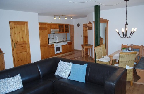 Dargun Apartamento | Apartamento de vacaciones Dargun para 1 - 7 personas con 3 dormitorios - Apartamento en casa unifami