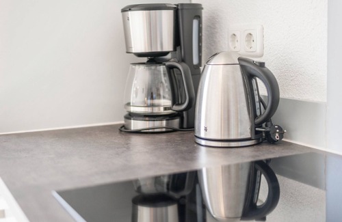 Dierhagen Ost Apartamento | Apartamento vacacional "Strandnaher Bungalow" con terraza privada y Wi-Fi