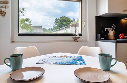 Dierhagen Ost Apartamento | Apartamento vacacional "Strandnahe Ferienwohnung 2" con terraza privada y Wi-Fi