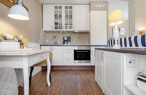 Neuenkirchen Apartamento | Apartamento vacacional 'Gästewohnung Am See - Suite Maritim' con terraza privada y wifi cerca de la playa