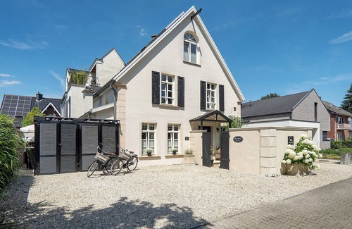 Neuenkirchen Apartamento | Apartamento vacacional 'Gästewohnung Am See - La Maison' con sauna privada y terraza cerca de la playa