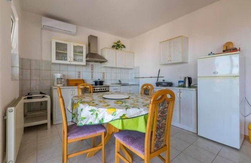 Klanfari Apartamento | Apartamento de vacaciones Dramalj para 1 - 4 personas con 2 dormitorios - Apartamento
