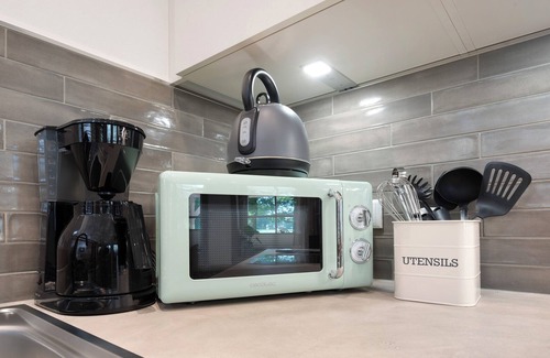 Strohen Apartamento | Apartamento vacacional "Eichengeflüster Waldhütte" con gran terraza cubierta en Ströhen