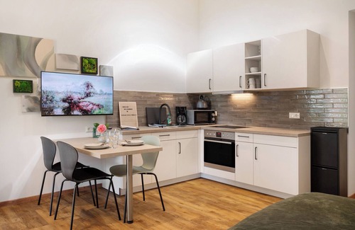 Strohen Apartamento | Apartamento vacacional "Eichengeflüster Kranichzimmer" con terraza cubierta en Ströhen