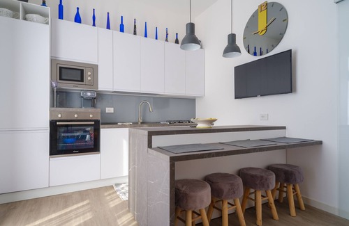 San Cataldo Apartamento | Apartamento vacacional Fico D'India con vistas al mar, terraza y Wi-Fi
