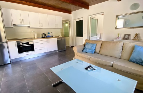 San Bartolome de Tirajana Apartamento | Apartamento Vacacional 'Finca By Fataga Maspalomas' con Balcón, Wi-Fi y Aire Acondicionado