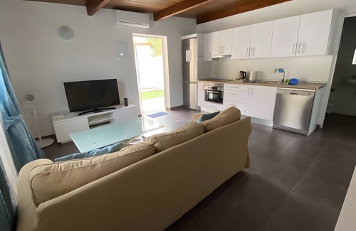 San Bartolome de Tirajana Apartamento | Apartamento Vacacional 'Finca By Fataga Maspalomas' con Balcón, Wi-Fi y Aire Acondicionado