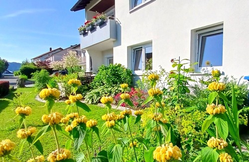 Stockach Apartamento | Apartamento vacacional 'Flora' con terraza privada y Wi-Fi