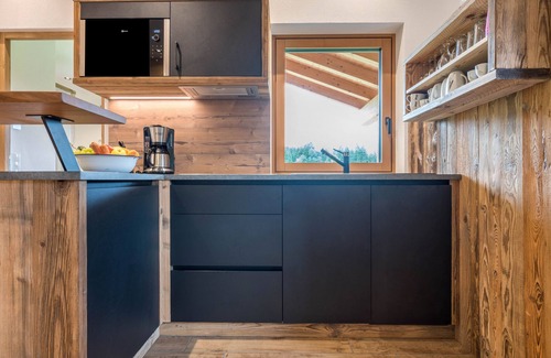 Terento Apartamento | Apartamento vacacional "Forchnerhof 4" con vistas a la montaña, 2 terrazas privadas y Wi-Fi