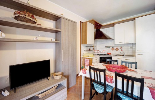 Marina di Andora Apartamento | Apartamento vacacional Giosy's Home cerca de la playa con terraza compartida