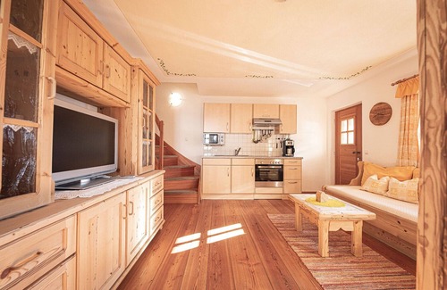 Campo Tures Apartamento | Apartamento vacacional "Himmelschlüssel" con vistas a la montaña, 2 terrazas privadas y Wi-Fi