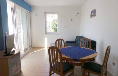 Ribarica Apartamento | Holiday apartment with use of pool