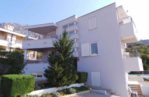 Ribarica Apartamento | Holiday apartment with use of pool and balcony