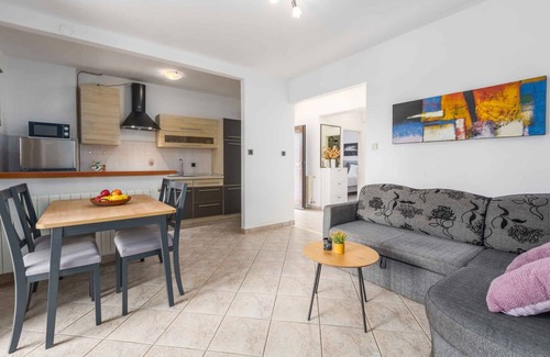 Susnjici Apartamento | Apartamento vacacional con piscina, perros bienvenidos