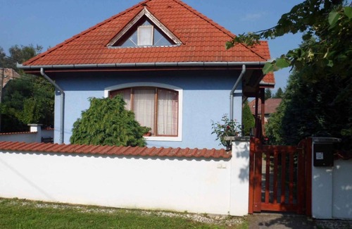 Balatonbereny Apartamento | Apartamento vacacional con piscina, grill y lavavajillas