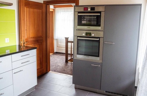 Huttlingen Apartamento | Holiday apartment Hüttlingen for 2 - 6 persons with 3 bedrooms - Holiday house