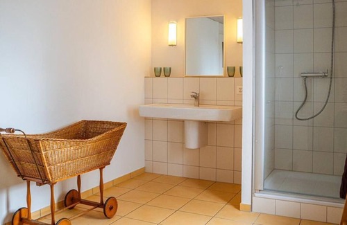 Huttlingen Apartamento | Holiday apartment Hüttlingen for 2 - 6 persons with 3 bedrooms - Holiday house