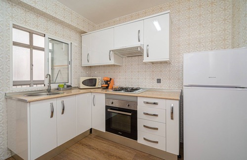 Villajoyosa Apartamento | Apartamento vacacional "Ideal en Villajoyosa" con balcón y Wi-Fi