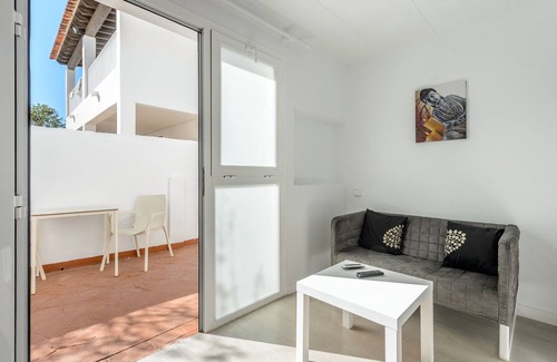 Es Canar Apartamento | Apartamento vacacional en un complejo bien mantenido con terraza