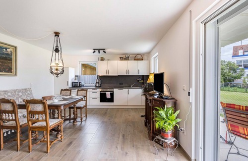 Albstadt Apartamento | Apartamento vacacional en encantador estilo Gründerzeit/Art Nouveau; obra nueva