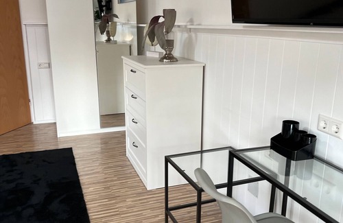 Neckarsulm Apartamento | Apartamento en un hotel 'Apartamento 5'