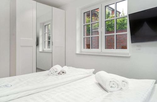 Hage Casa | Holiday apartment in Hage with swimming pool