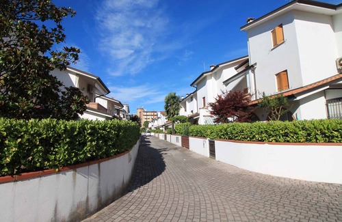 Eraclea Mare Apartamento | Apartamento vacacional con aire acondicionado y 200 m al mar