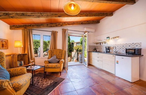 Son Macia Villa | Apartamento "Junior Suite Adults Only Mallorca" con vistas a la montaña, piscina compartida y Wi-Fi