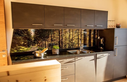 Terento Apartamento | Apartamento vacacional "Kieserhof Wald" con vistas a la montaña, terraza privada y Wi-Fi