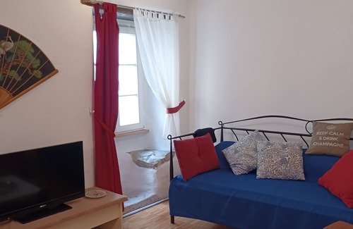 Altstadt Apartamento | Holiday Apartment "Kranich" with Wi-Fi