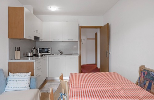 Valdaora di Sopra Apartamento | Apartamento de vacaciones "Kruma - Bankl 1" con vistas a la montaña, Wi-Fi y balcón