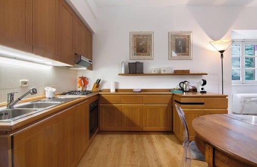 Tremezzina Apartamento | Apartamento vacacional "La Contessa" con jardín privado, Wi-Fi y aire acondicionado