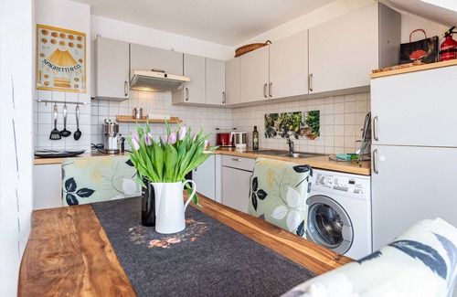 Loerrach Apartamento | Apartamento vacacional "Laboehme" con balcón y Wi-Fi