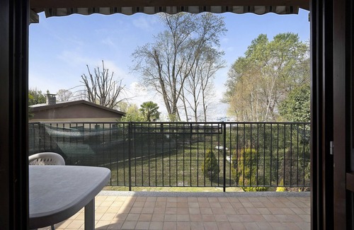 Monvalle Apartamento | 'Appartamento Laura' con vistas al lago, piscina, Wi-Fi y jardín