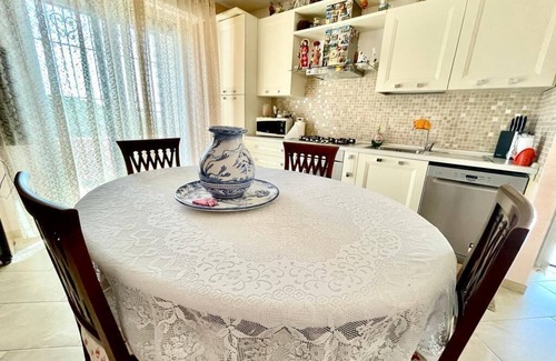 Spotorno Apartamento | Apartamento vacacional Le Chiazze con vistas al mar y terraza cubierta