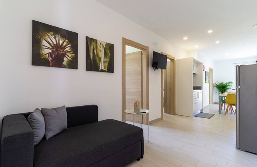 Galatone Apartamento | Apartamento vacacional "Le Scuderie 6" con balcón, piscina compartida y Wi-Fi