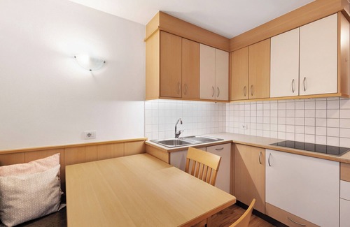 Naz Apartamento | Apartamento vacacional 'Linder 17' con vistas a la montaña, piscina comunitaria y Wi-Fi
