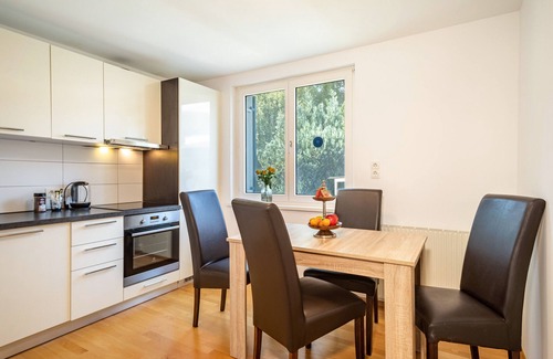 Lochau Apartamento | Apartamento vacacional 'Lodge 21' con jardín compartido y Wi-Fi