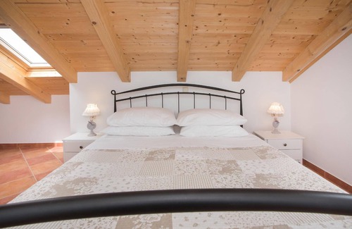 Sibenik Apartamento | Apartamento de vacaciones Lozovac para 1 - 5 personas con 2 dormitorios - Apartamento en casa unifam