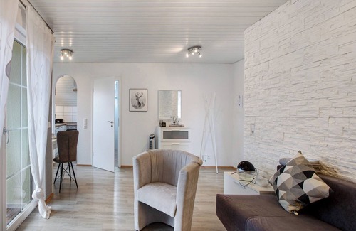 Steinen Apartamento | Apartamento vacacional 'Lueg Ins Wiesental' con vistas a la montaña, balcón y Wi-Fi