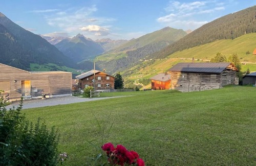 Lumnezia Apartamento | Apartamento de vacaciones Lumbrein para 2 - 4 personas con 2 dormitorios - Apartamento en chalet de