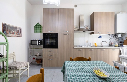 Le Grazie Apartamento | Apartamento vacacional "Marta" con vistas al mar, balcón y Wi-Fi