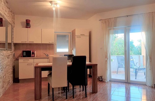 Sveti Anton Apartamento | Apartamento vacacional con terraza