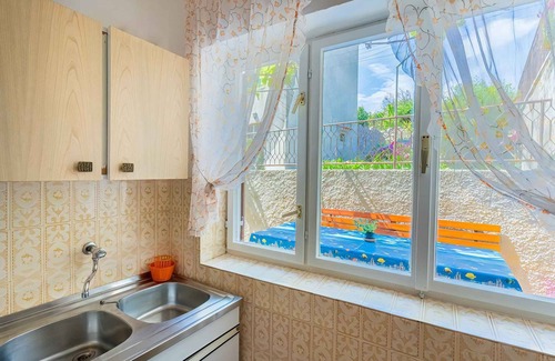 Cres Apartamento | Apartamento vacacional con vista al mar y barbacoa