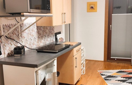 Stall Apartamento | Apartamento 'Mizi' con vistas a la montaña, terraza compartida y Wi-Fi