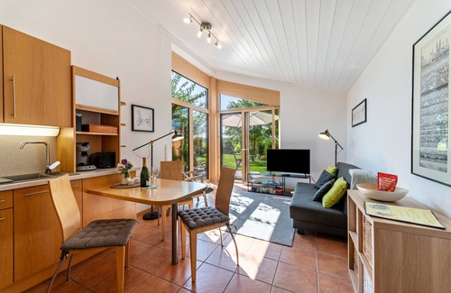 Deuerling Apartamento | Apartamento vacacional "Naturnahe" con terraza privada, jardín compartido y Wi-Fi