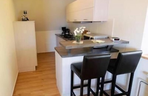 Neukloster Apartamento | Apartamento de vacaciones Neukloster para 1 - 4 personas con 1 dormitorio - Apartamento en casa unif